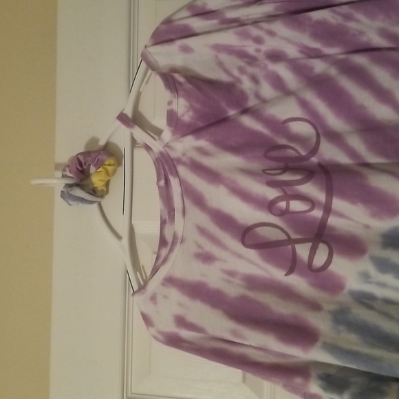 Darling, one shoulder with hair scrunchy, t-shirt - Picture 2 of 2